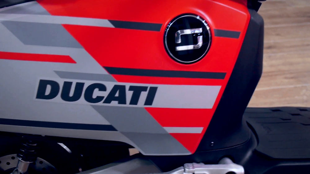tem xe tay ga điện Soco Cux Ducati edition 2021